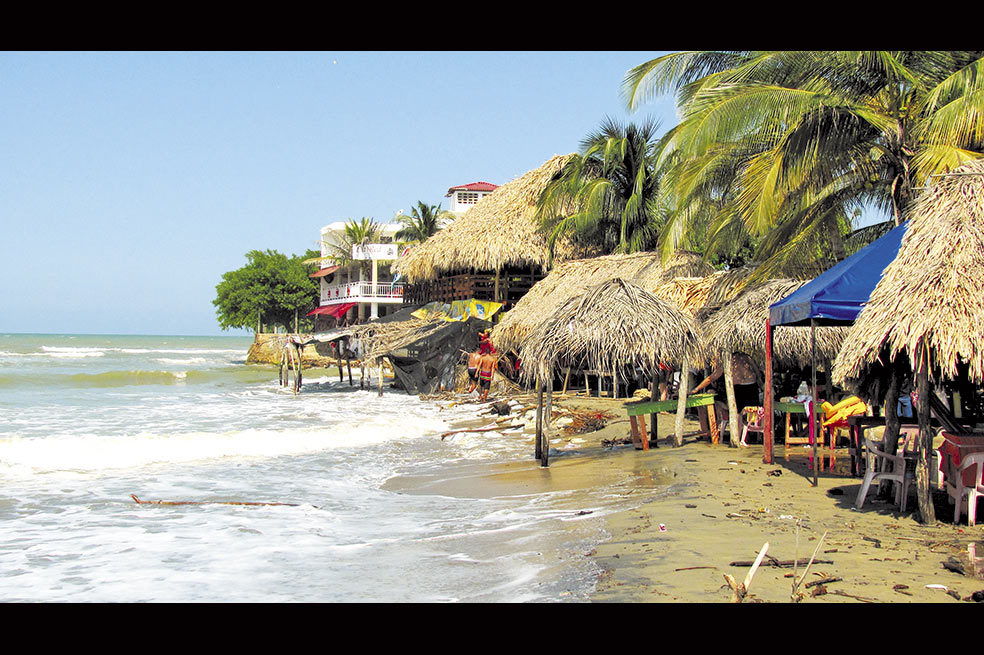 La erosión mengua el litoral