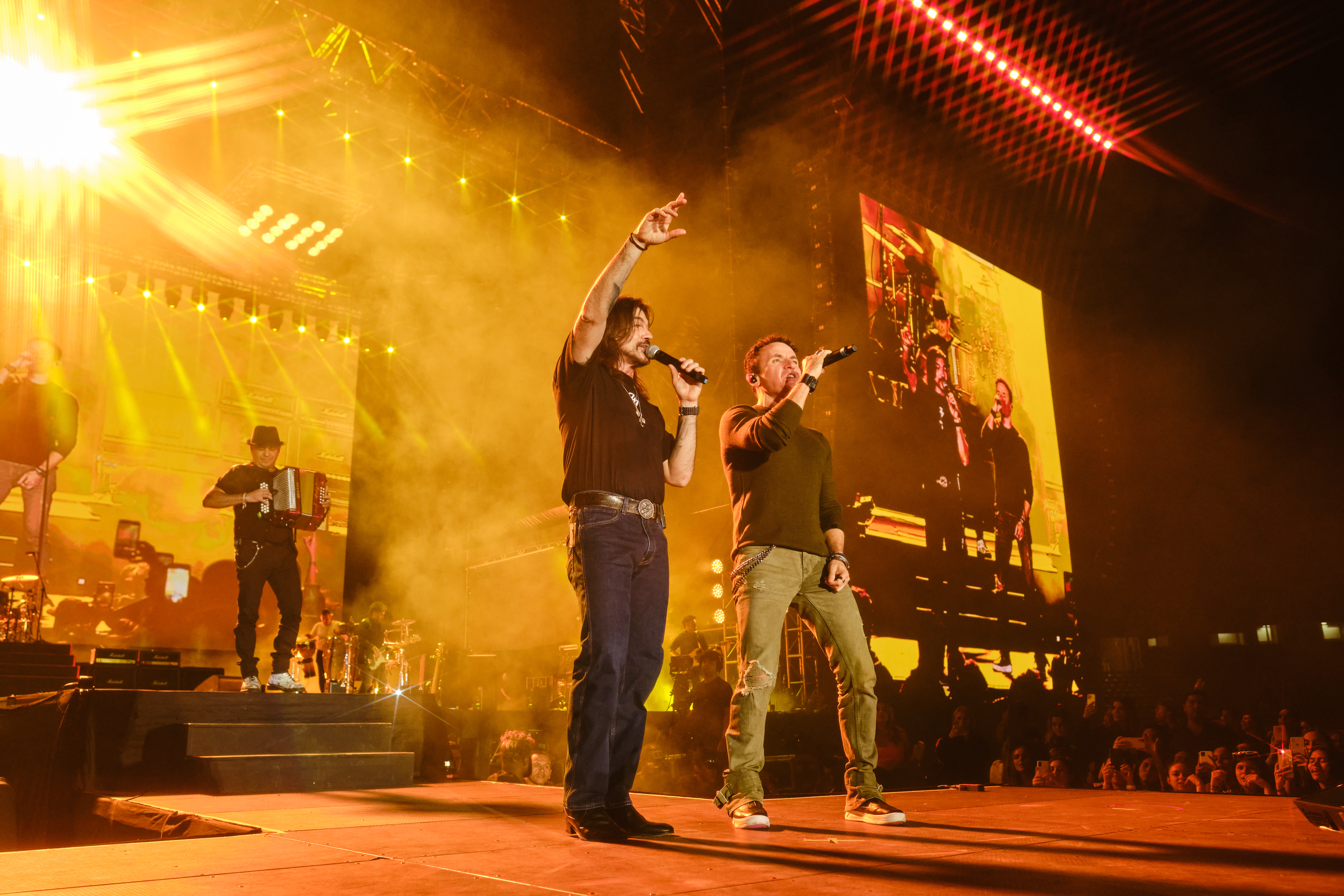 Juanes y Fonseca