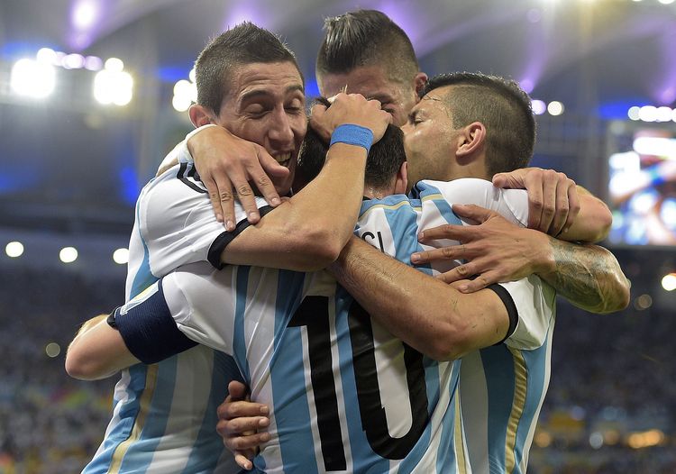 El mensaje de los argentinos a Putin: “El amor entre hombres es contagioso”