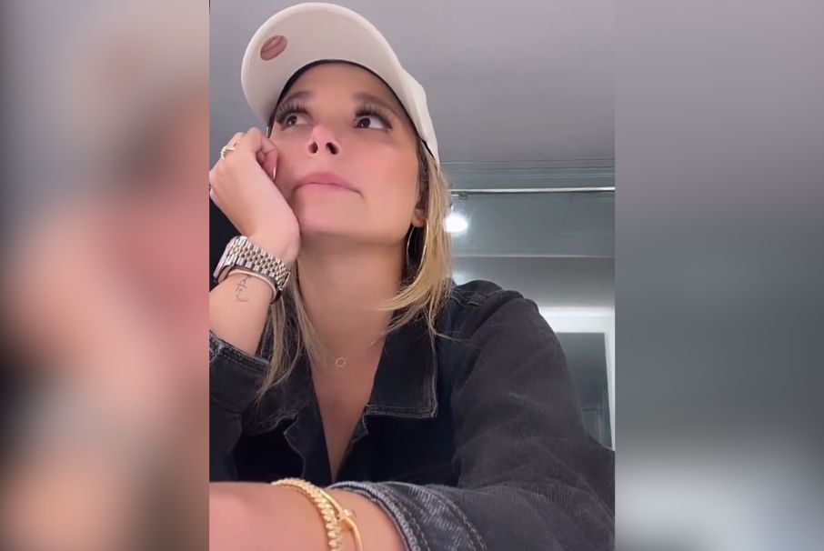 Melissa Martínez, entre lágrimas, fue humillada y bajada del avión en Estados Unidos