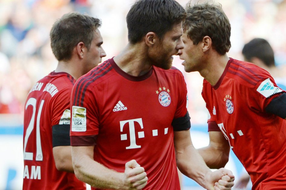 Bayern gana con diez hombres tras encajar un gol a los nueve segundos