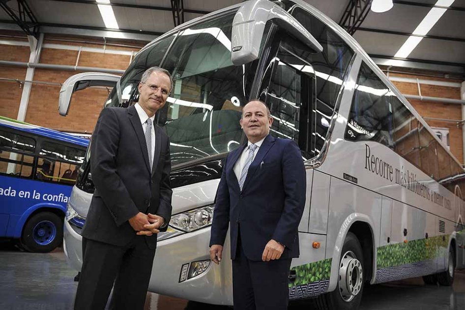 Voto de confianza de Mercedes-Benz a Colombia