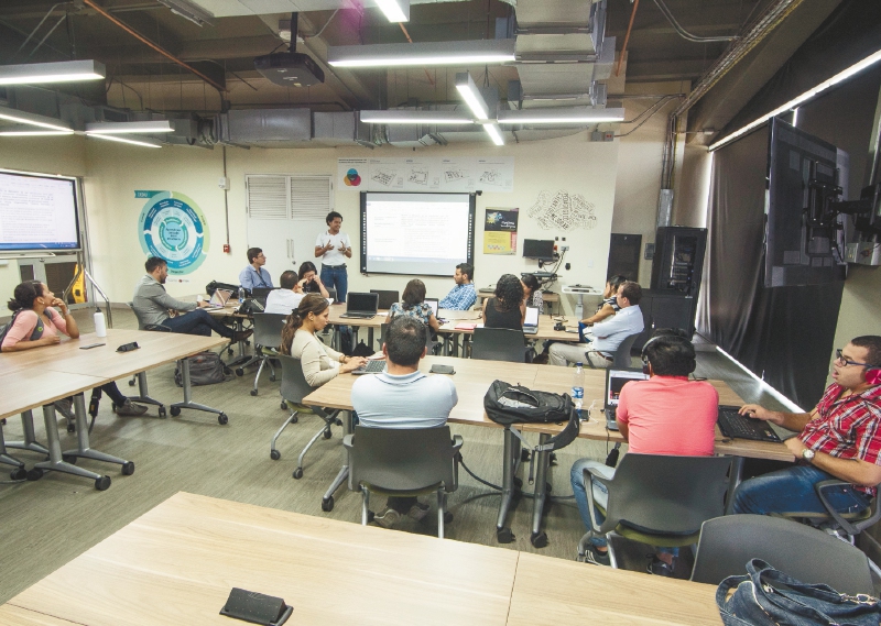 El CEDU, de la Universidad del Norte, les ofrece a los profesores varios servicios para reinventar sus clases. / Cortesía
