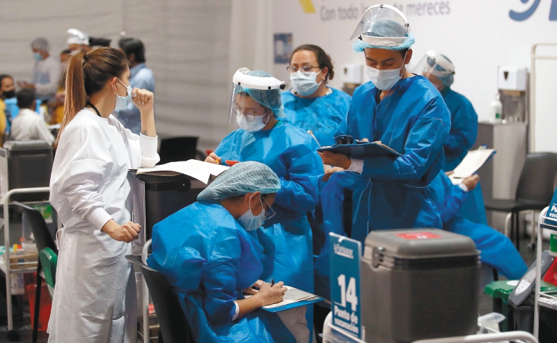 Colombia superó récord de casos de covid-19, pero hospitalizaciones se mantienen