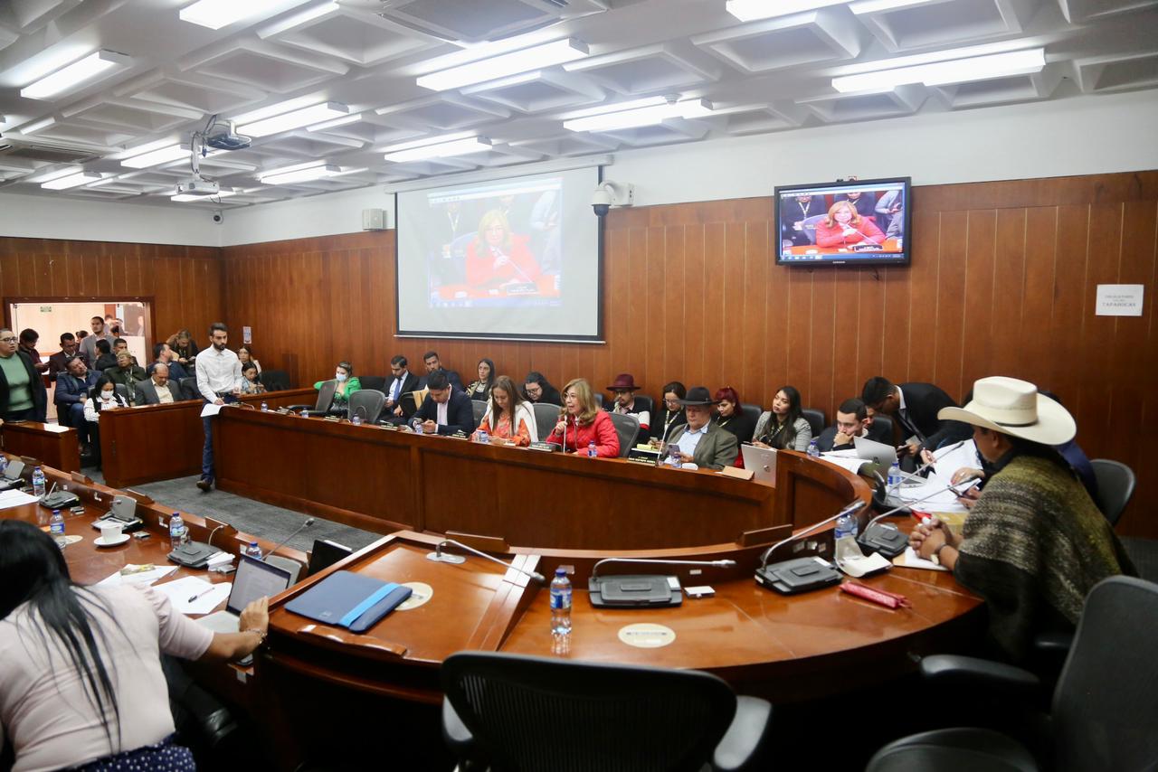 Citan a debate de control político a Ministerio de Salud por presupuesto de 2023