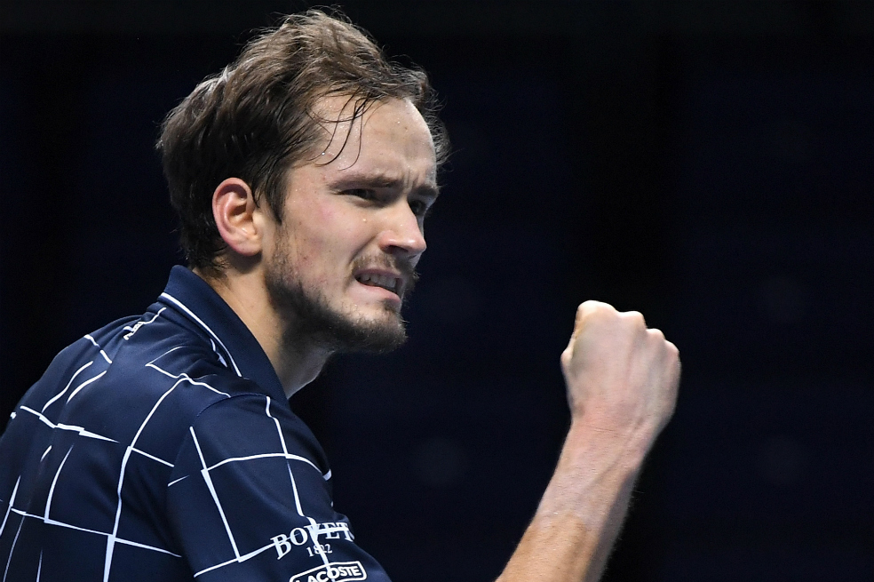 El tenista ruso Daniil Medvedev ganó el Torneo de Maestros de Londres, el más importante de su carrera.