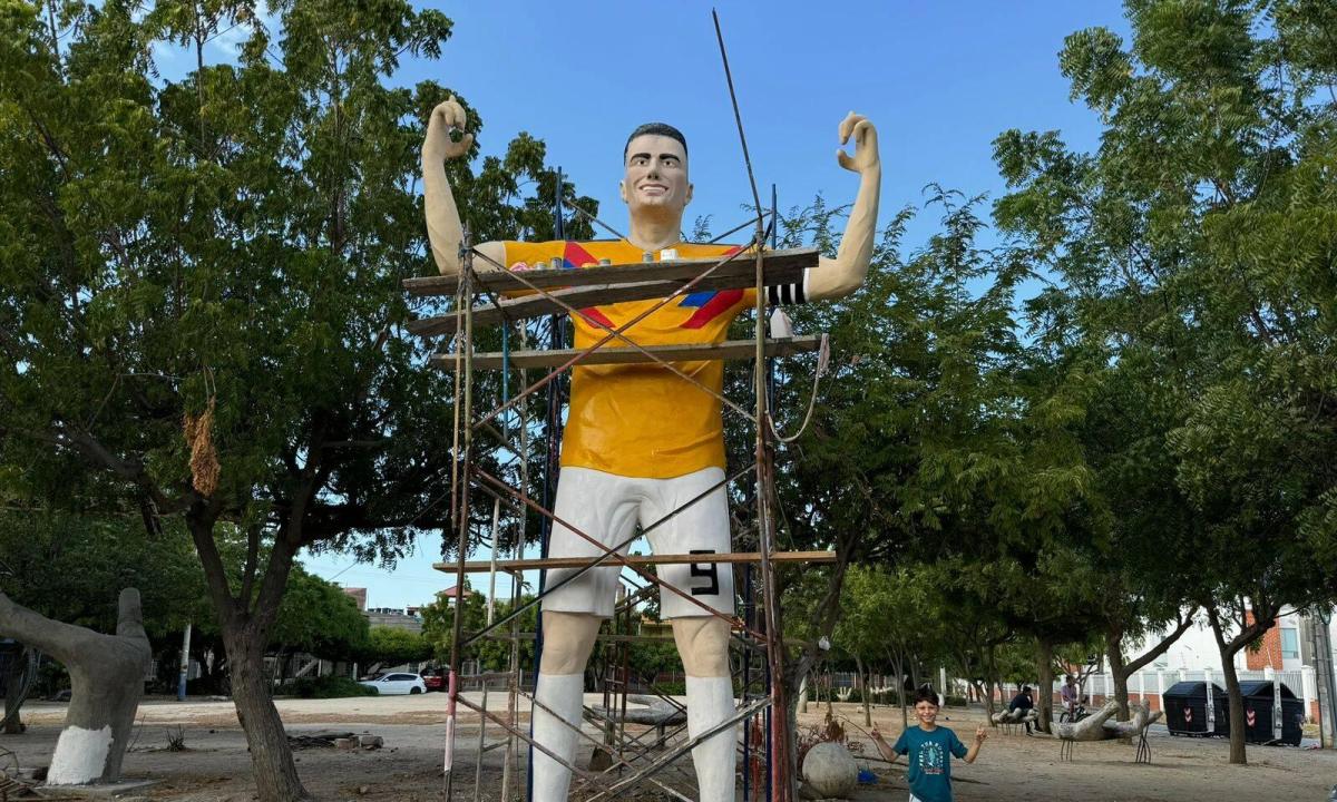 Estatua de Falcao se inauguró en Santa Marta: generó burlas en redes sociales