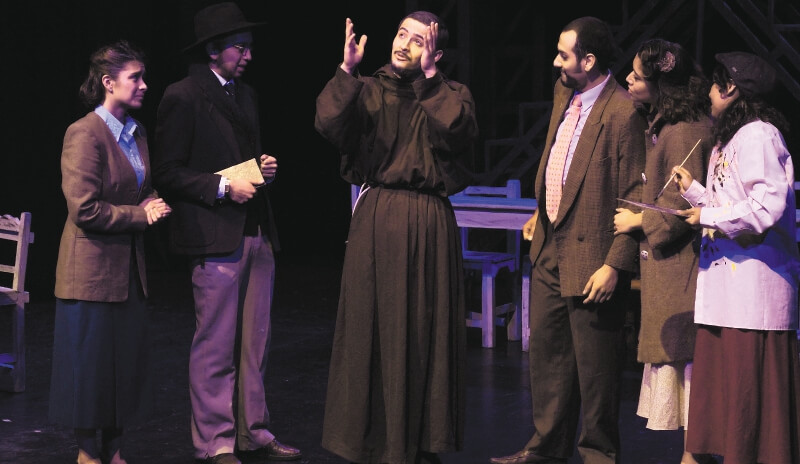 Se acaba el programa de arte dramático de la U. Central