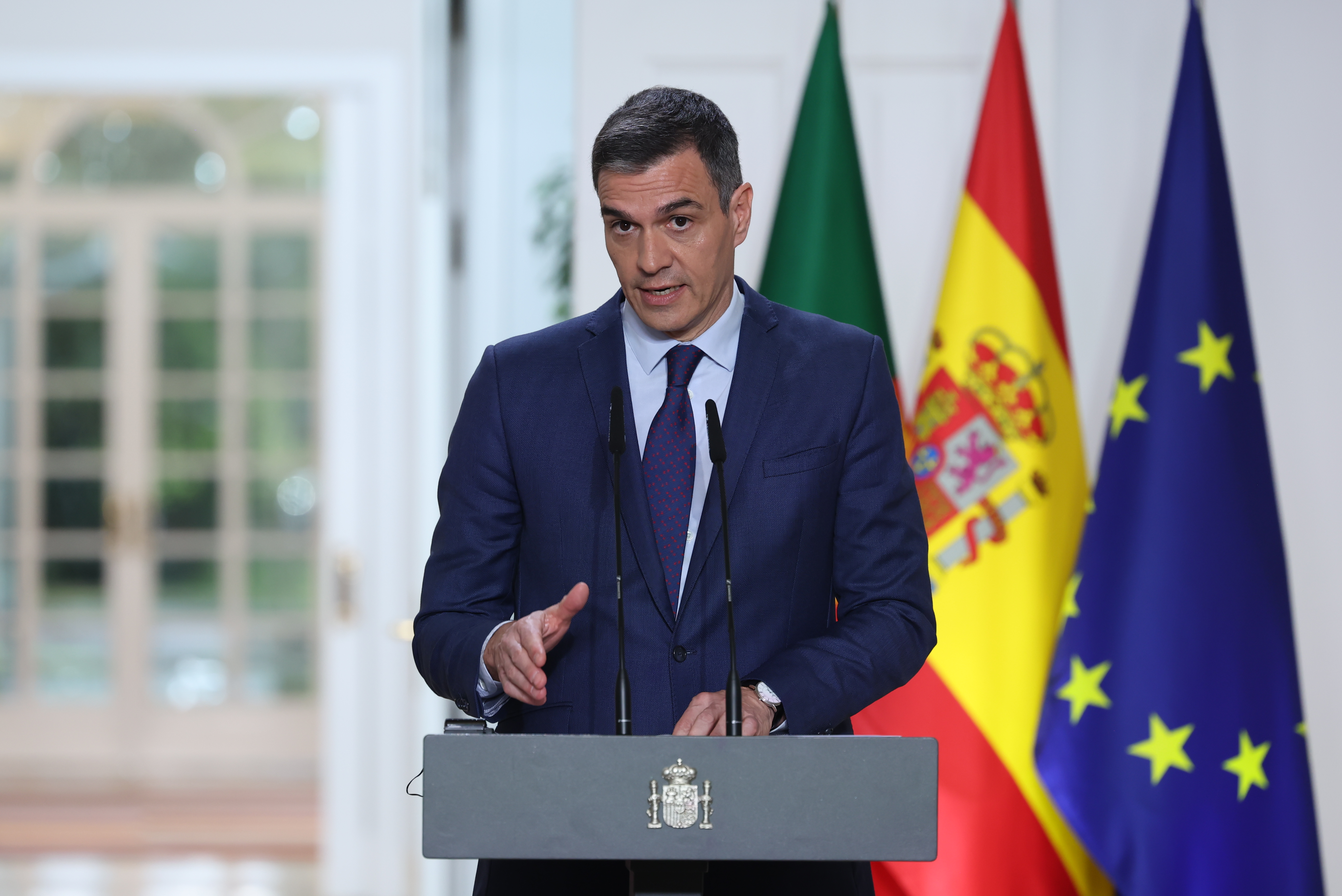 ¿España plantea regularizar situación de más de 500.000 migrantes? Este es su plan