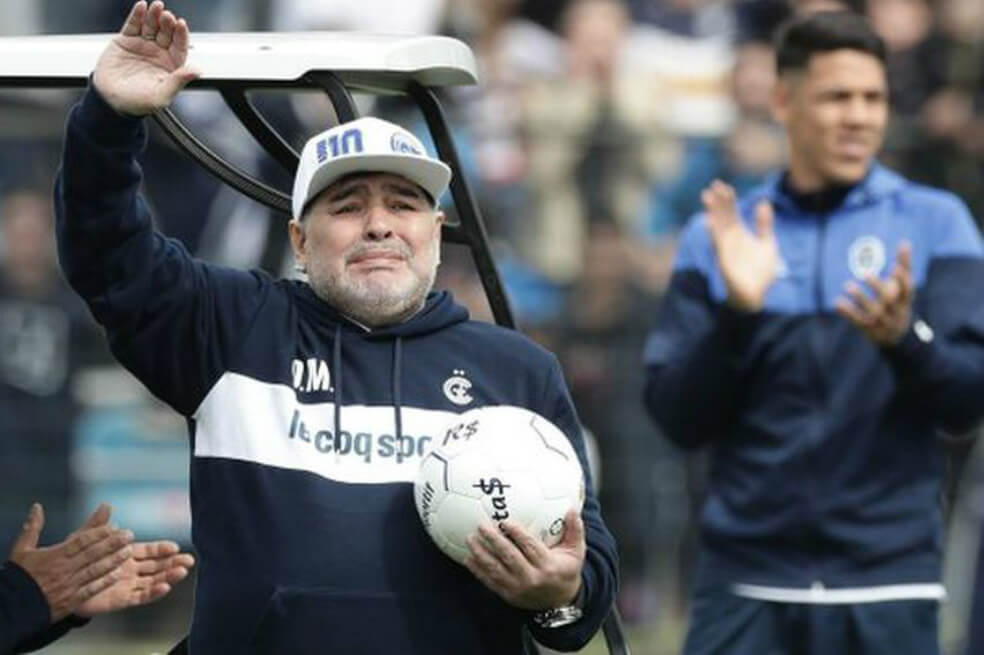 Maradona, el cumpleaños 59 de un humano al que tratan como un dios