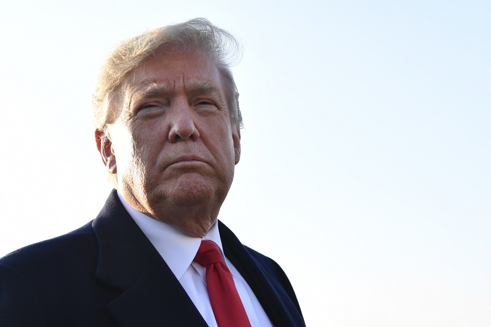 ¿Por qué quiere Trump acabar con el derecho a la ciudadanía para nacidos en EE. UU.?