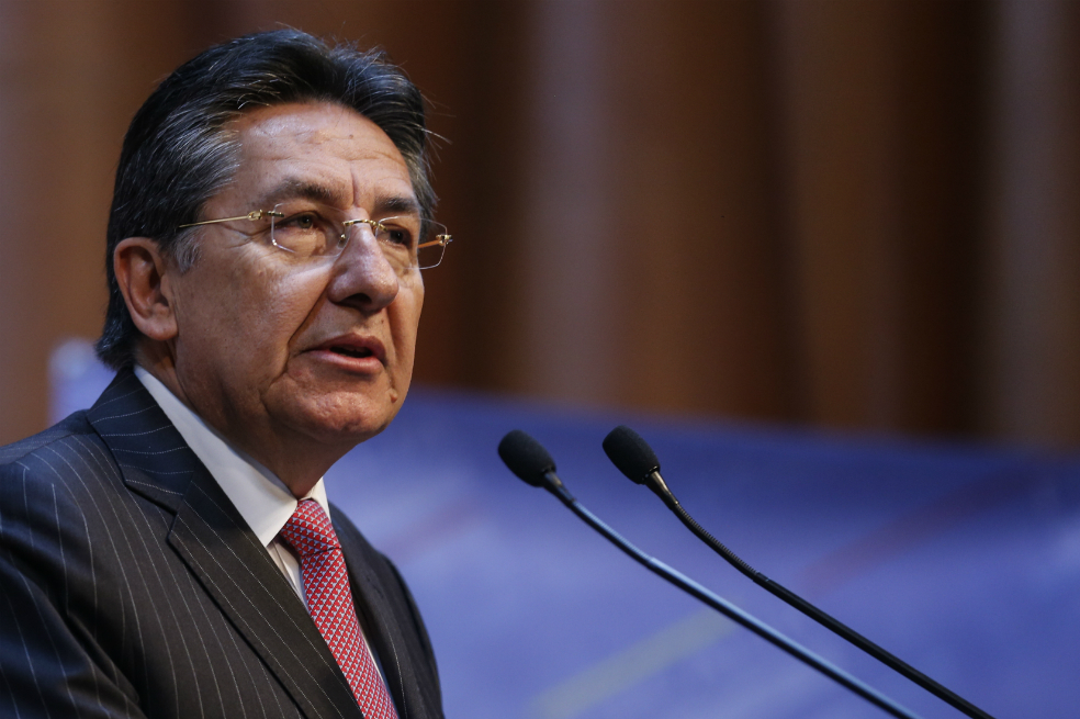 Fiscalía indaga si organización ilegal interceptó a magistrados de la Corte Constitucional