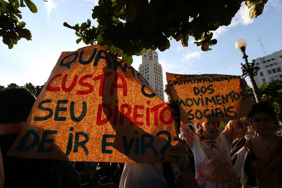 Fifa pide controlar protestas en Brasil