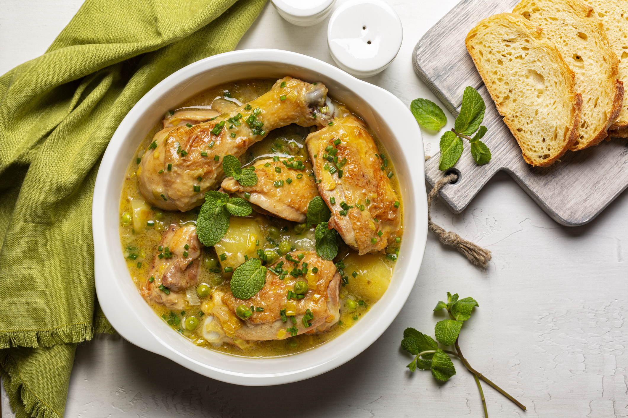 Muslos de pollo a la mostaza para disfrutar al almuerzo