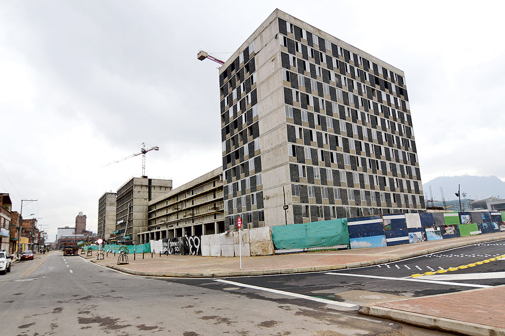 Plaza de la Hoja tendrá 457 viviendas para víctimas del conflicto y está ubicado en la carrera 32 con calle 18, diagonal al centro comercial Calima.  / Secretaría de Hábitat