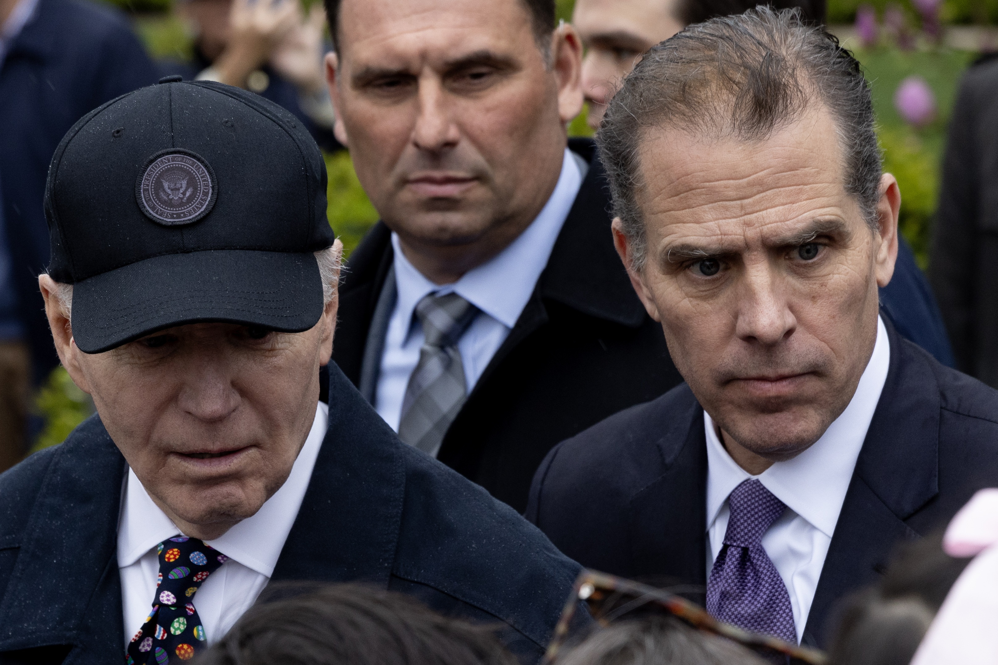 Fiscal critica a Biden por el indulto a su hijo, Hunter, y lo acusa de difamación