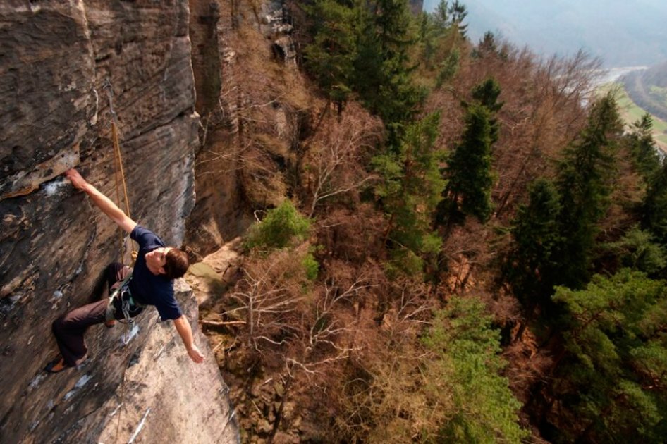 Escalador Alex Honnold subirá rascacielos sin protección en vivo por TV