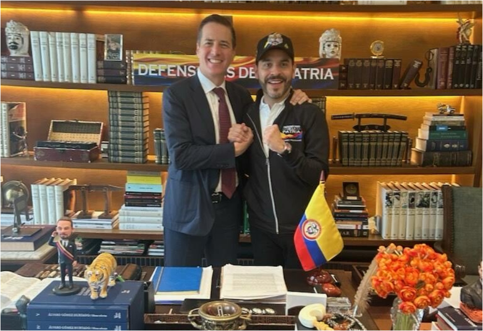 Bernie Moreno celebra llegada de De la Espriella: “Nuevo capítulo de libertad y seguridad”