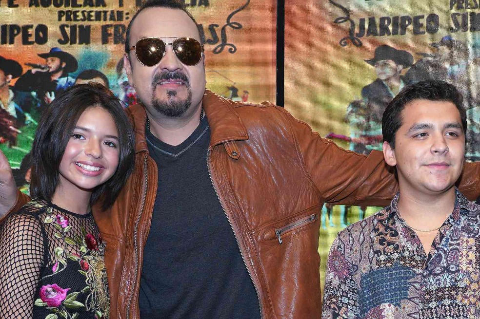 Christian Nodal firmó contrato prenupcial? Pepe Aguilar, su suegro, lo aclara todo