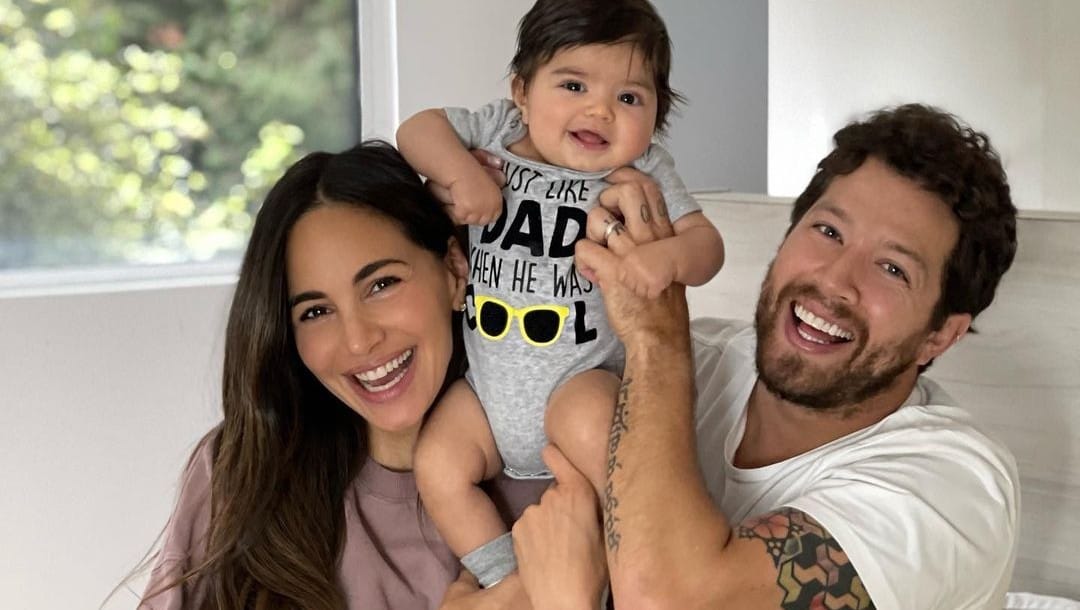 Valerie Domínguez celebra su primer aniversario de bodas en familia.
