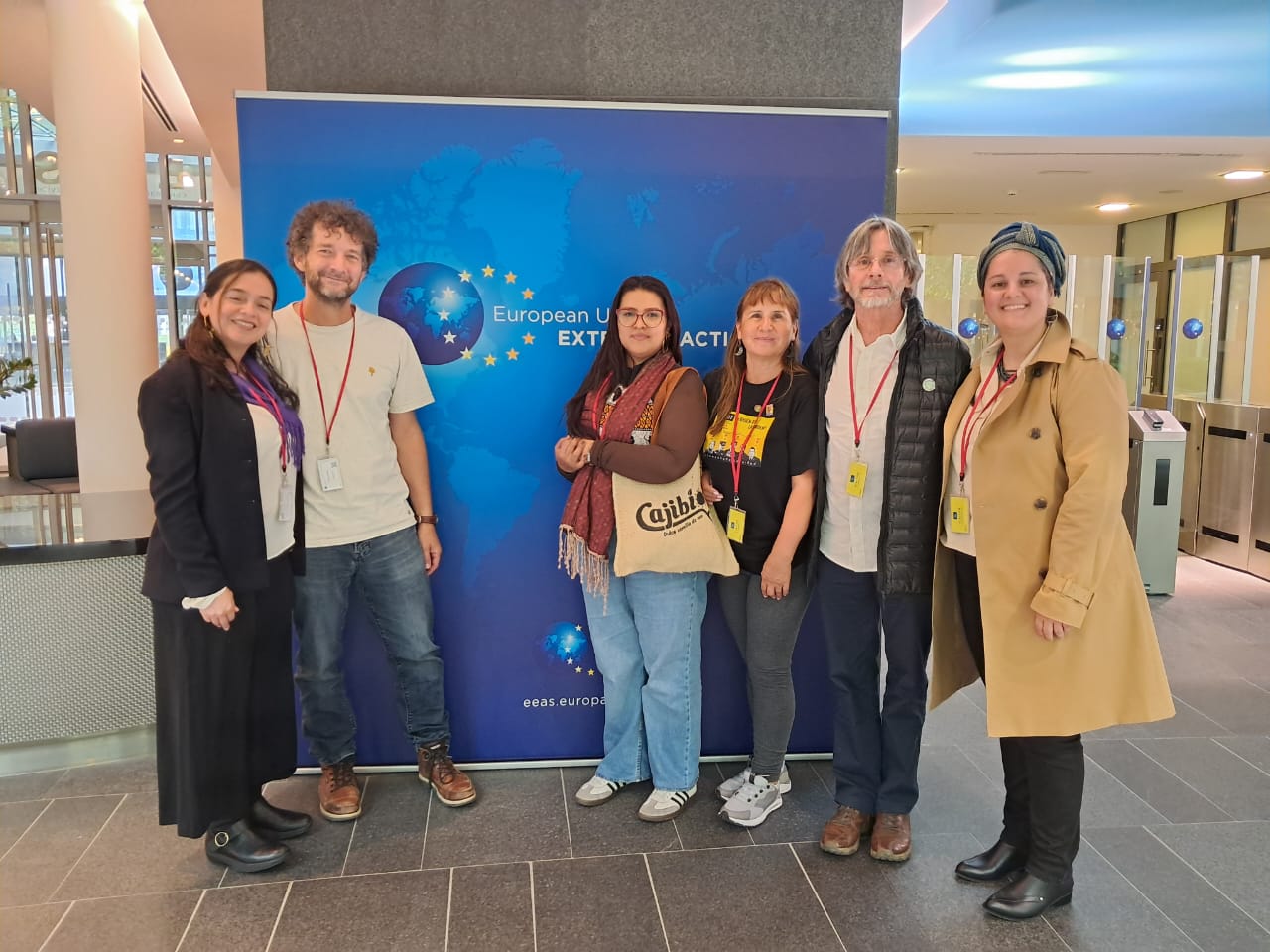Víctimas llevan a Europa preocupaciones por futuro de Acuerdo de Paz y defensores de DD. HH.
