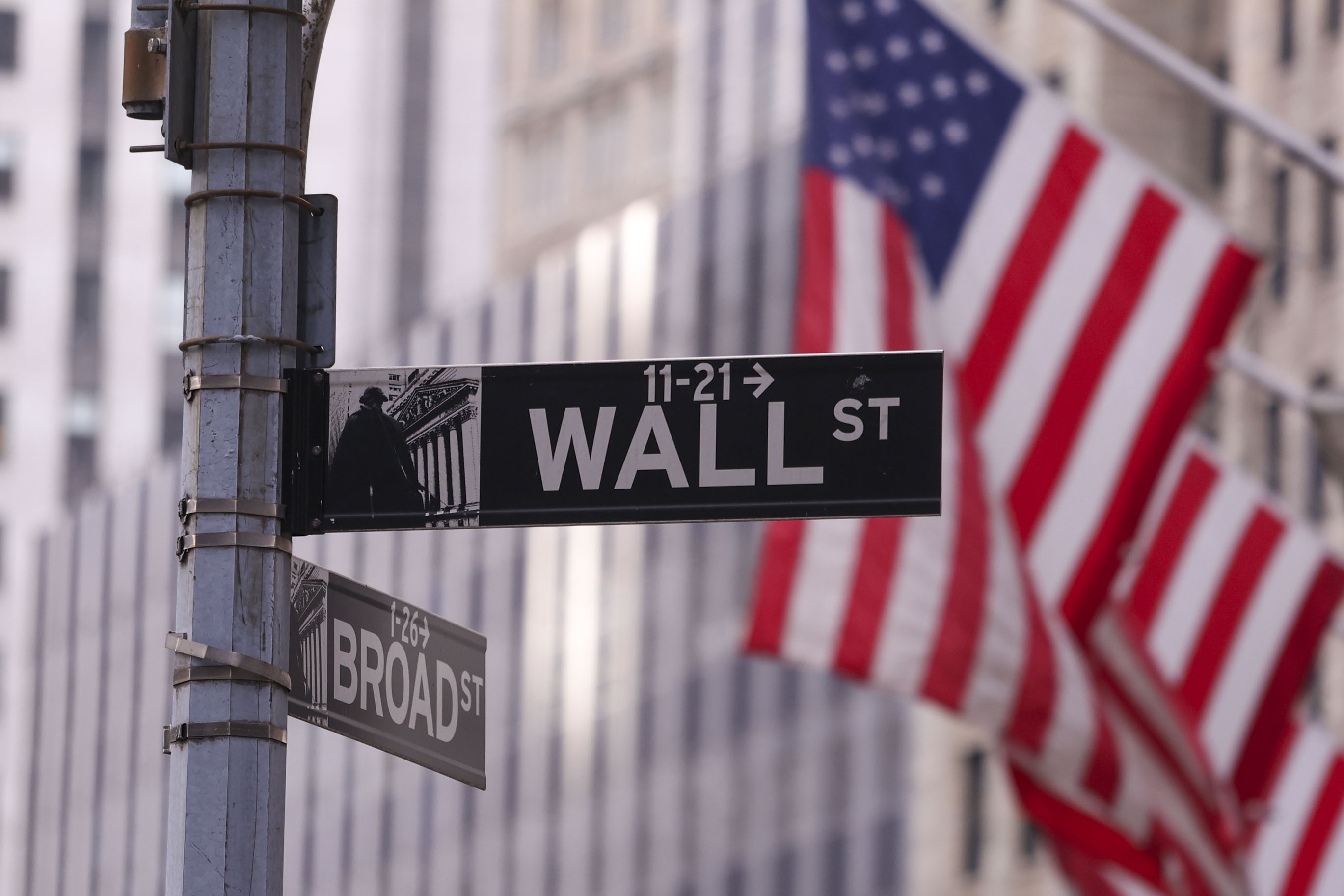Marzo sacudió a Wall Street y los aranceles de Trump meten miedo en la bolsa