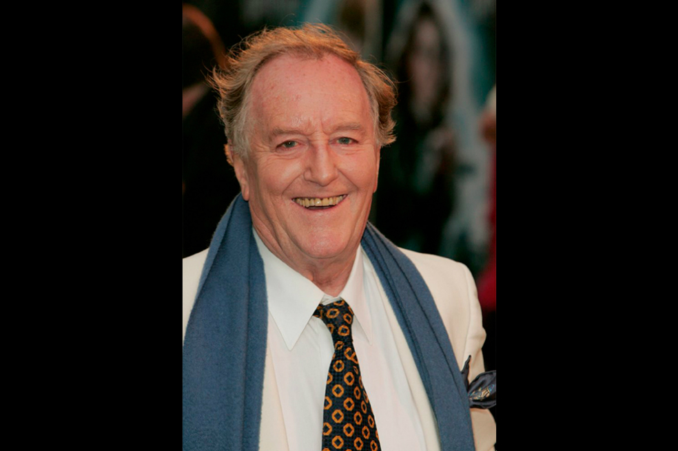 Robert Hardy, el ministro Cornelius Fudge, también actuó en 'El espía que surgió del frío' y 'Sense and Sensibility', falleció el 3 de agosto del 2017.