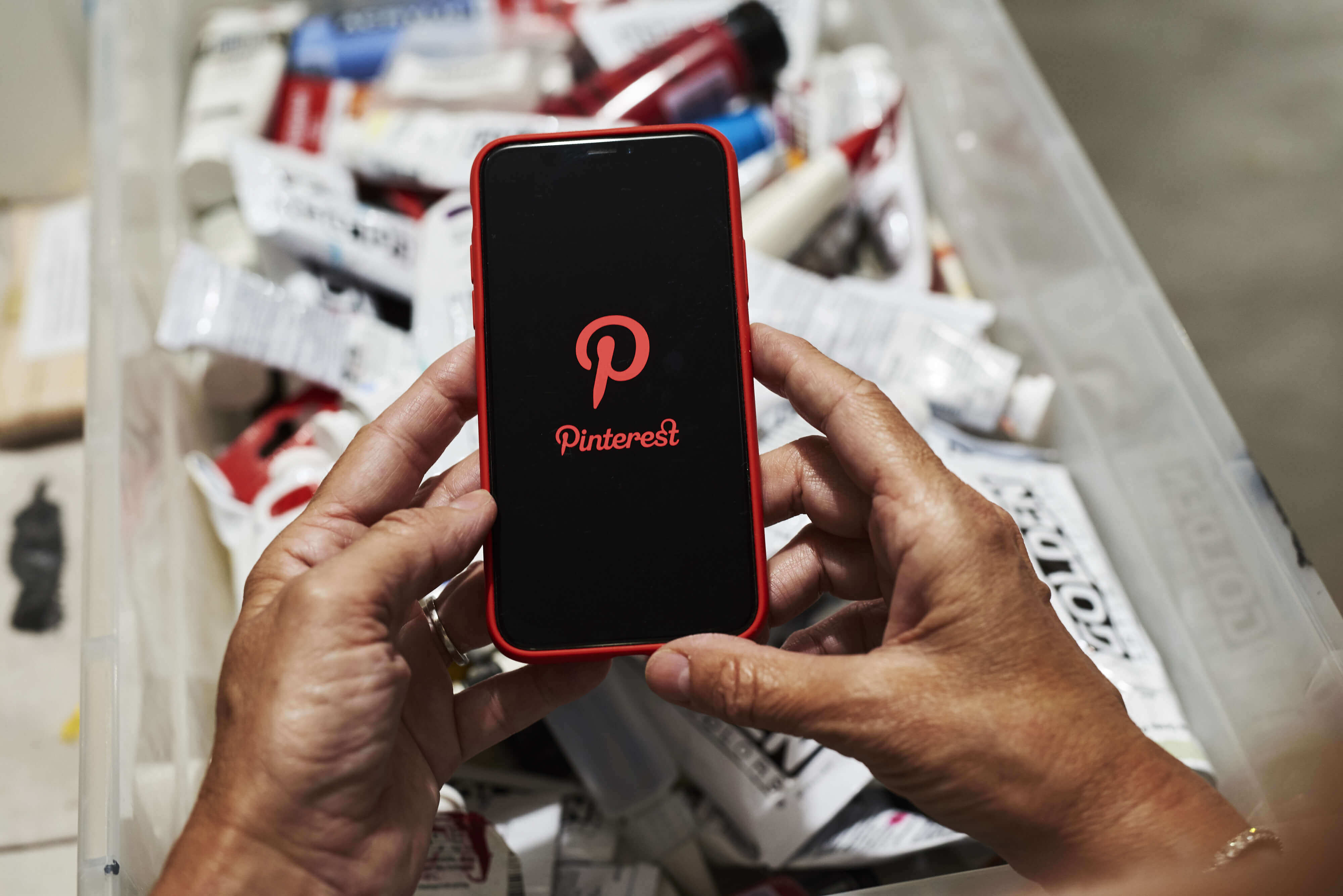Pinterest no logra pronóstico de ventas y caen sus acciones