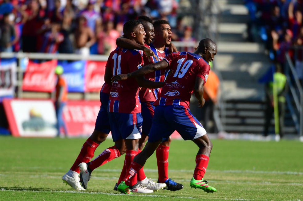 El Unión cerca de regresar a la A: avanzó a la final del torneo de ascenso