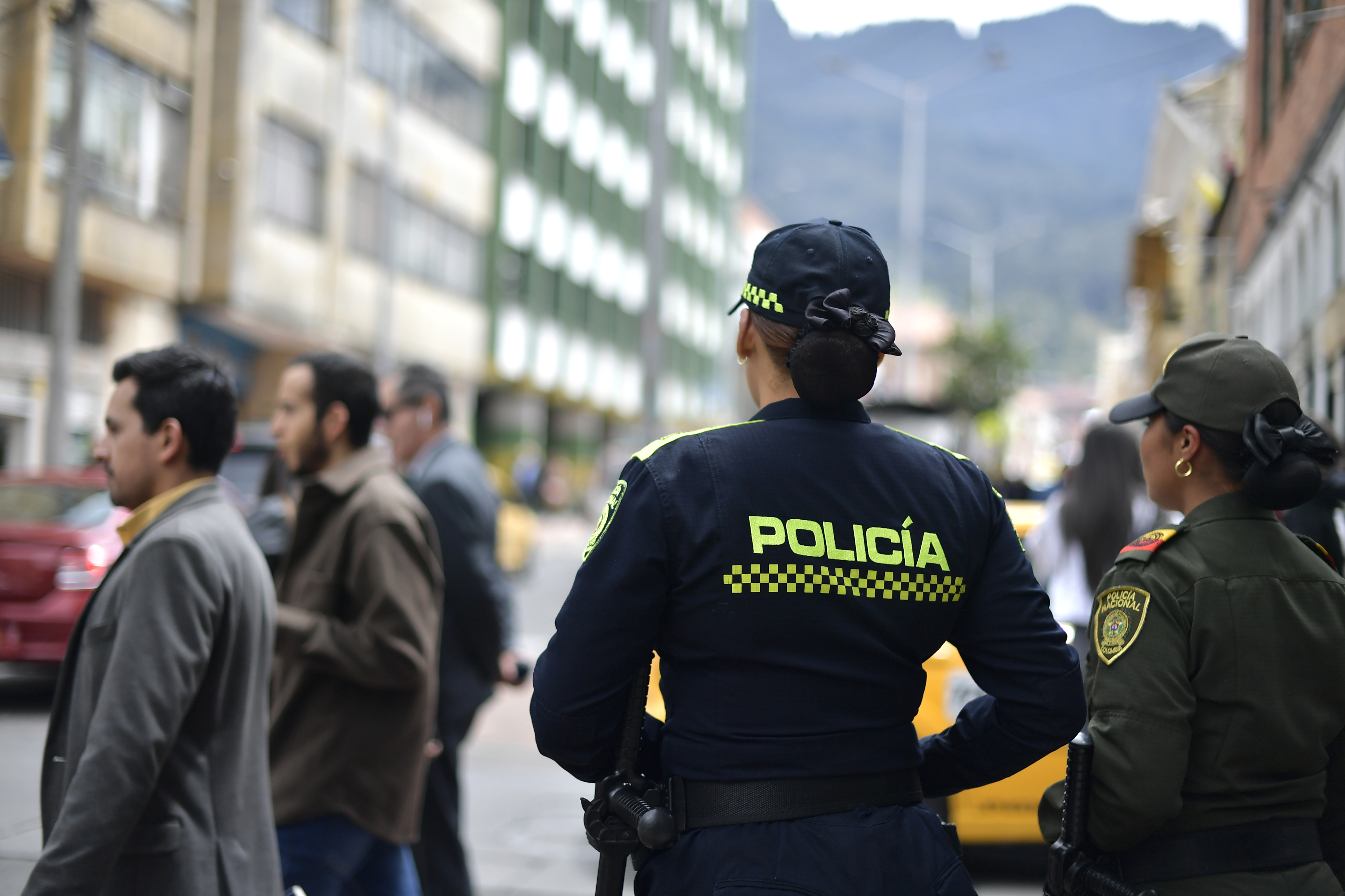 Patrullera de la Policía denunció agresión física por parte de un superior en Bogotá