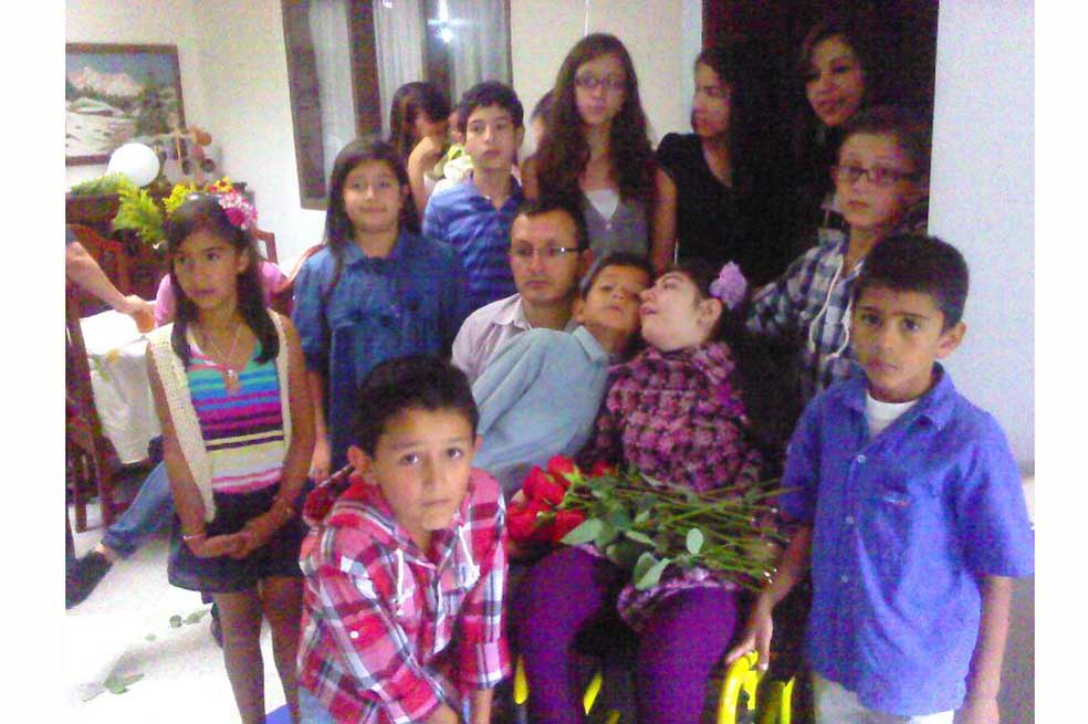 ‘Durante 17 años hemos esperado atención médica’