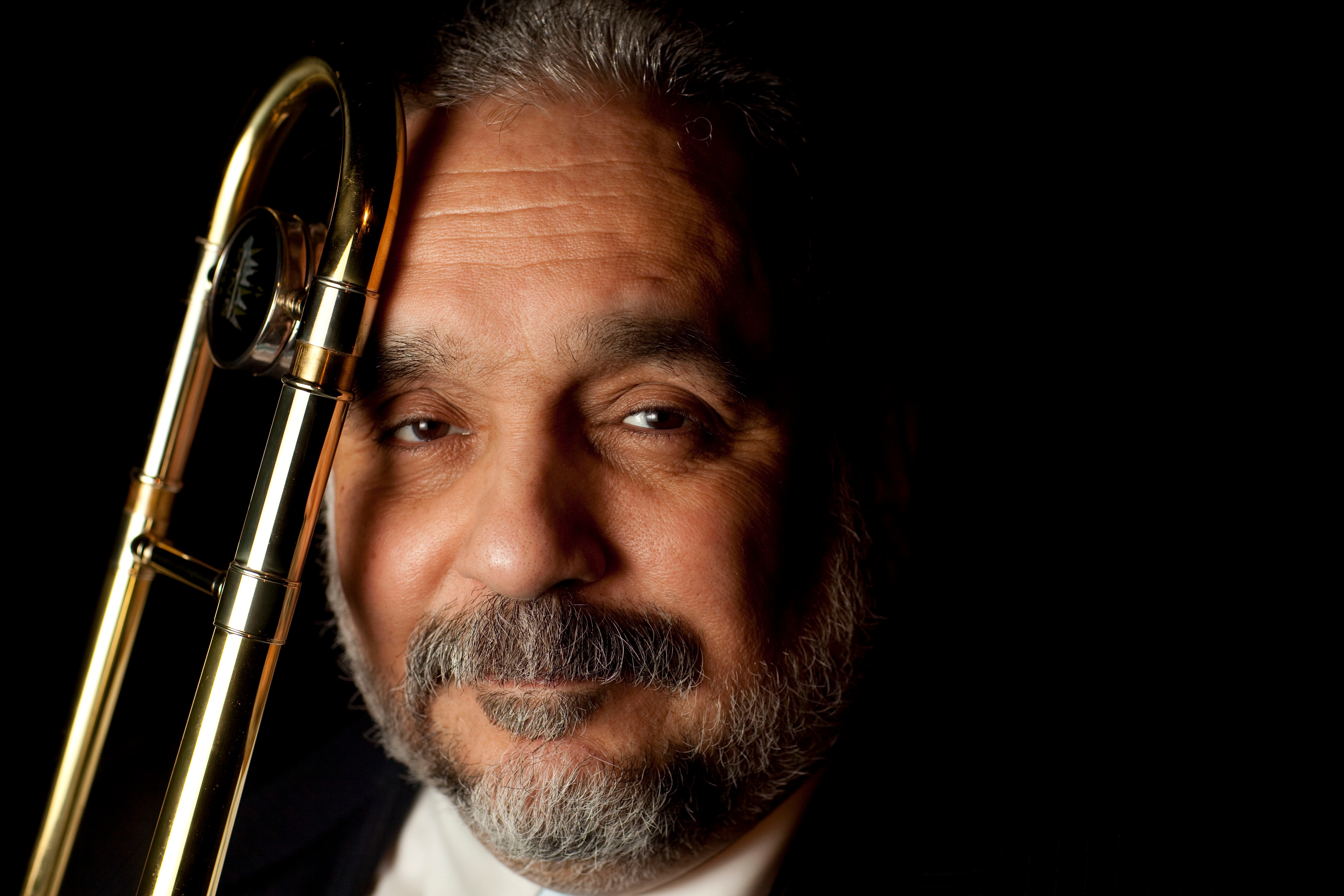 ¿Por qué Willie Colón estuvo arrestado en Medellín junto a su orquesta?
