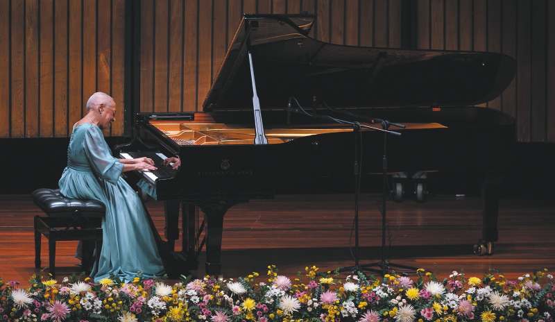Teresita Gómez: “La oración mía es con Bach”