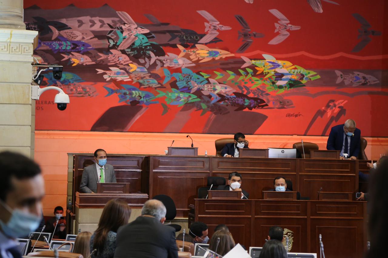 ¿Otra jugadita? Duque se fue y delegó a Mininterior para escuchar a la oposición