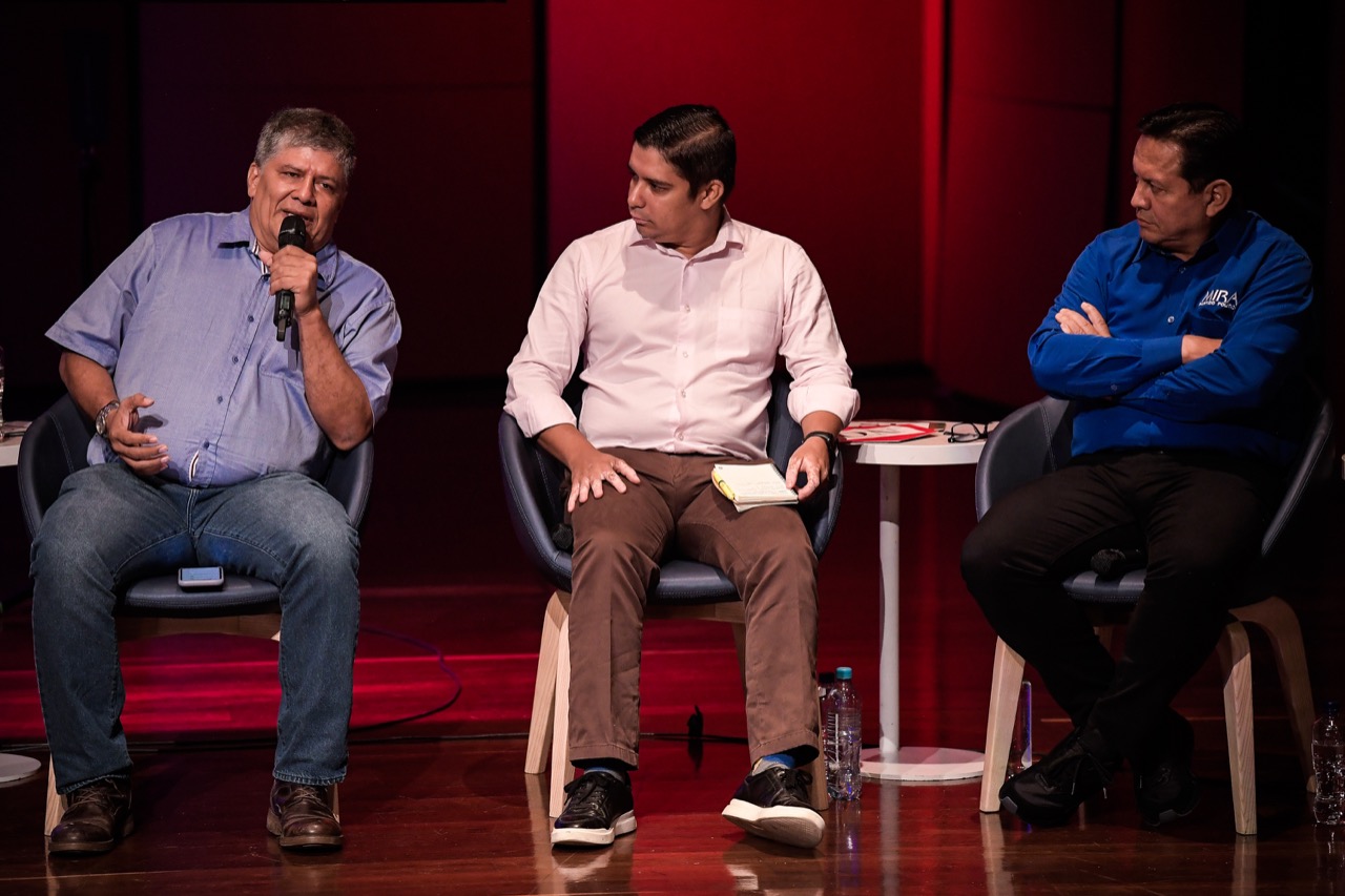 Debate de candidatos al Senado en Medellín.