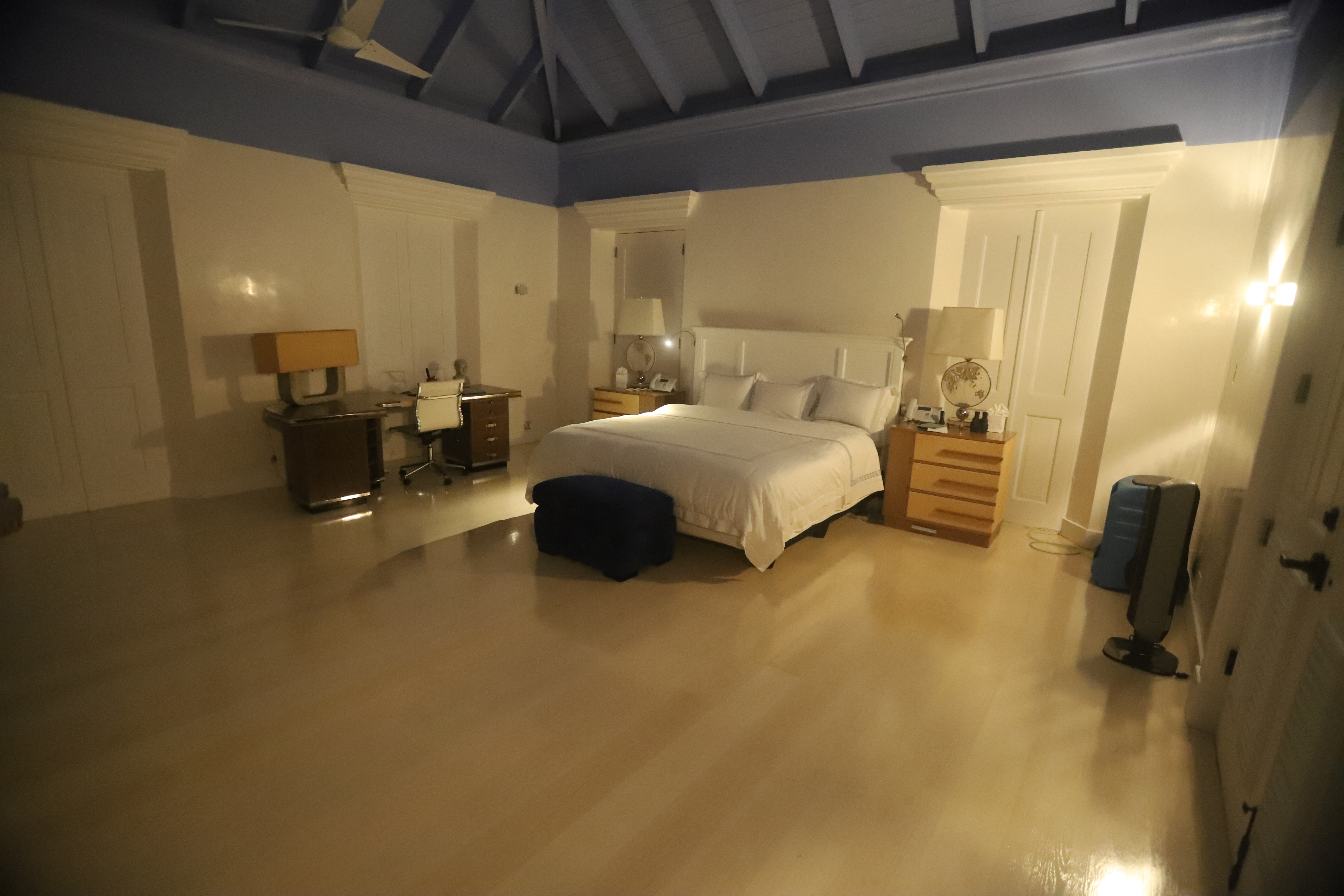 This undated handout photo from the US Virgin Islands Attorney General's office released on December 3, 2025, by US Representative Robert Garcia, Ranking Member of the Committee on Oversight and Government Reform, shows a room inside Jeffrey Epstein's home on his private island, Little St. James Island, US Virgin Islands. (Photo by HANDOUT / US Virgin Islands Attorney General's Office / AFP) / RESTRICTED TO EDITORIAL USE - MANDATORY CREDIT "AFP PHOTO / US VIRGIN ISLANDS ATTORNEY GENERAL'S OFFICE / HANDOUT" - HANDOUT - NO MARKETING NO ADVERTISING CAMPAIGNS - DISTRIBUTED AS A SERVICE TO CLIENTS