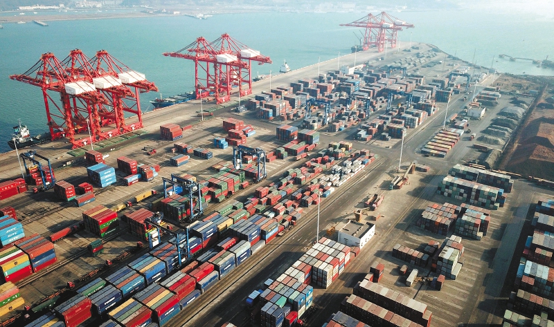 El comercio internacional de China creció 21,4 % interanual en 2021
