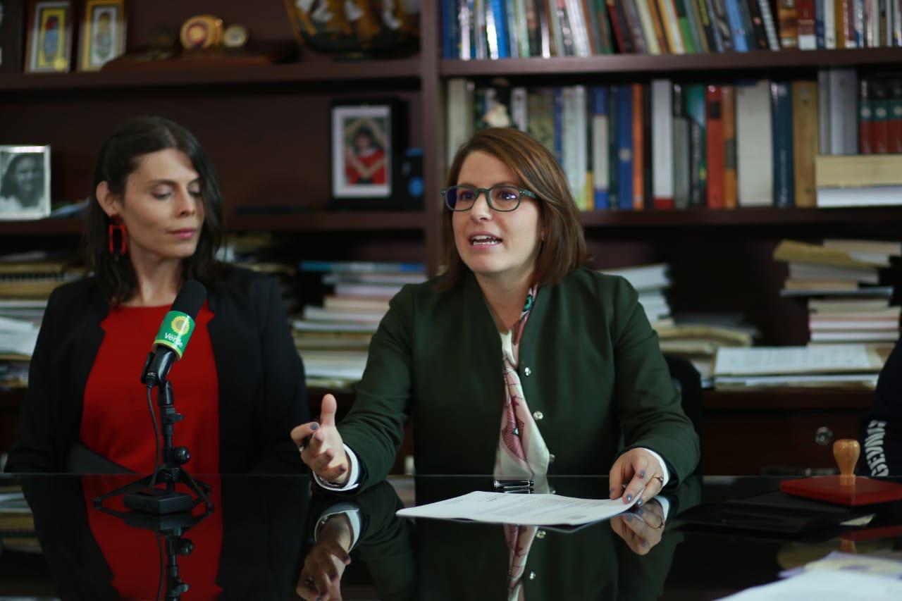 “Gobierno se opone a derogar decreto que amplía respuesta de derechos de petición”: Goebertus