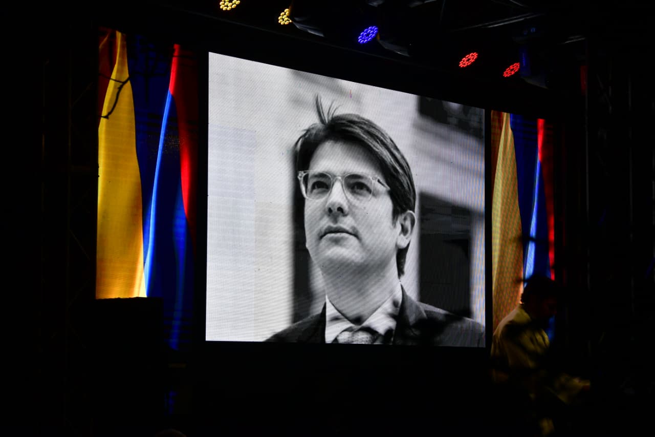 En imágenes: así fue el homenaje al senador Miguel Uribe Turbay tras un año de su asesinato