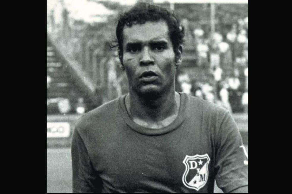 José ‘Boricua’ Zárate y Moacyr Barbosa: flores y puñales