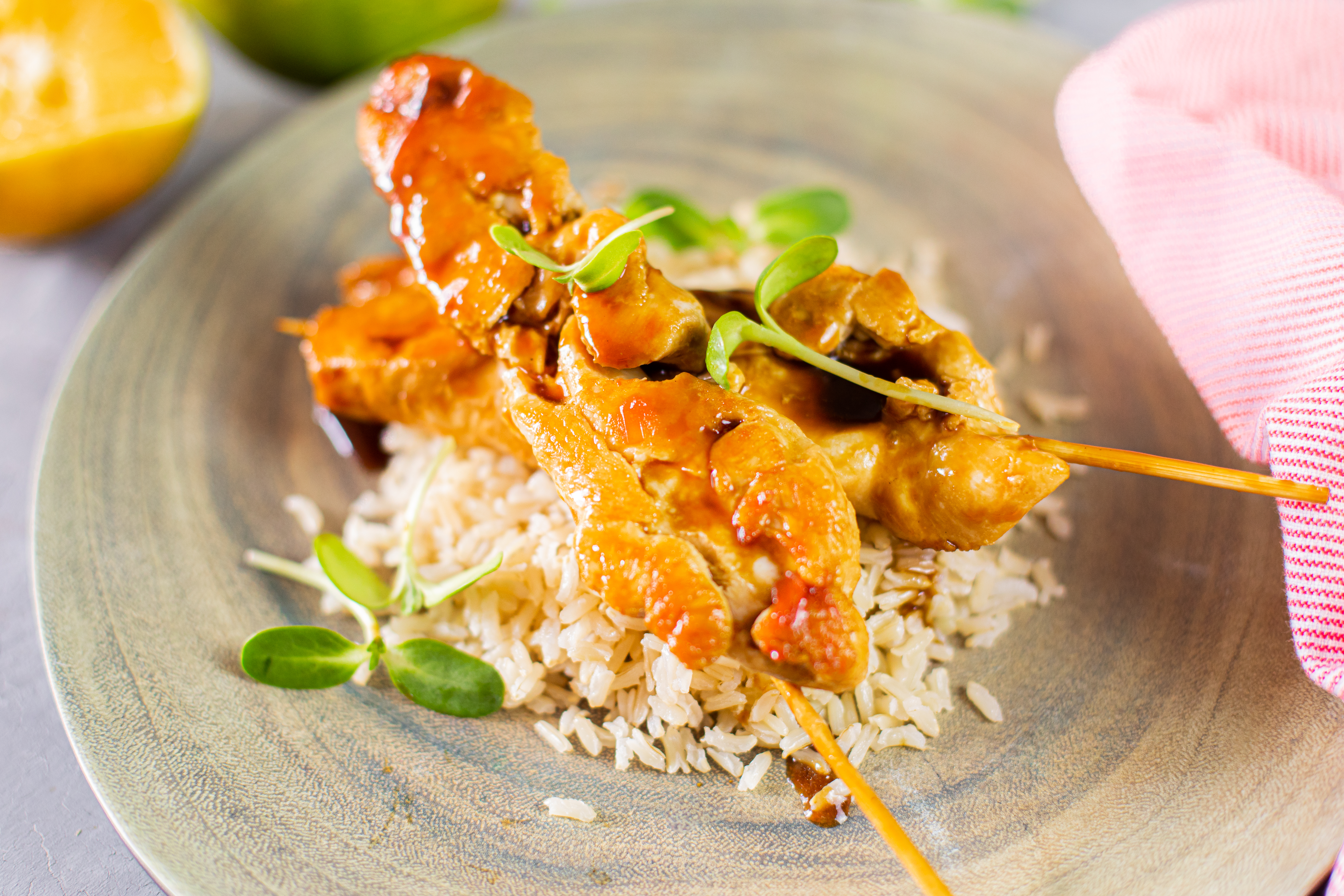 Viernes de pinchos de pollo con teriyaki casera