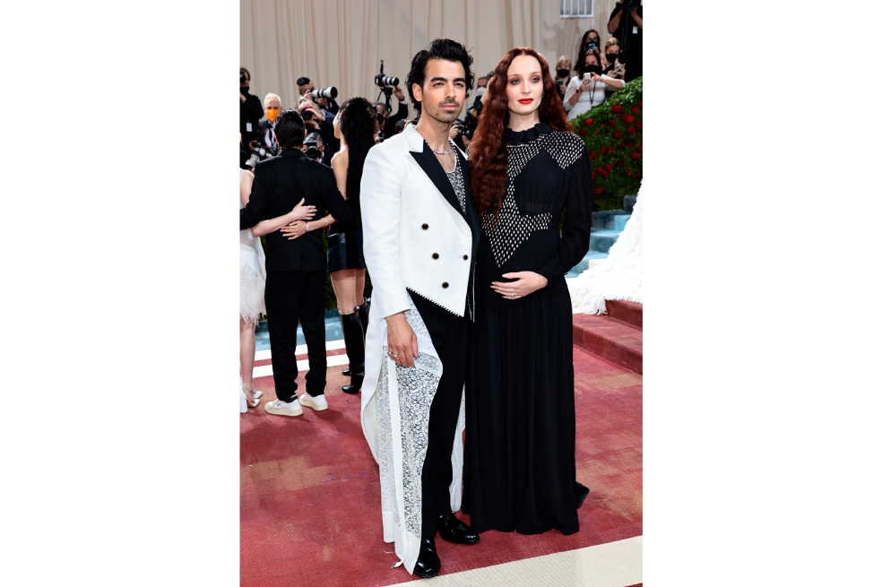 Fotos: J Balvin, Kim Kardashian, Vanessa Hudgens; los mejores vestidos de la MET Gala
