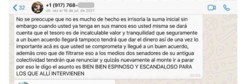 Fragmentos del chat que la senadora Victoria Sandino aportó como pruebas de su denuncia.