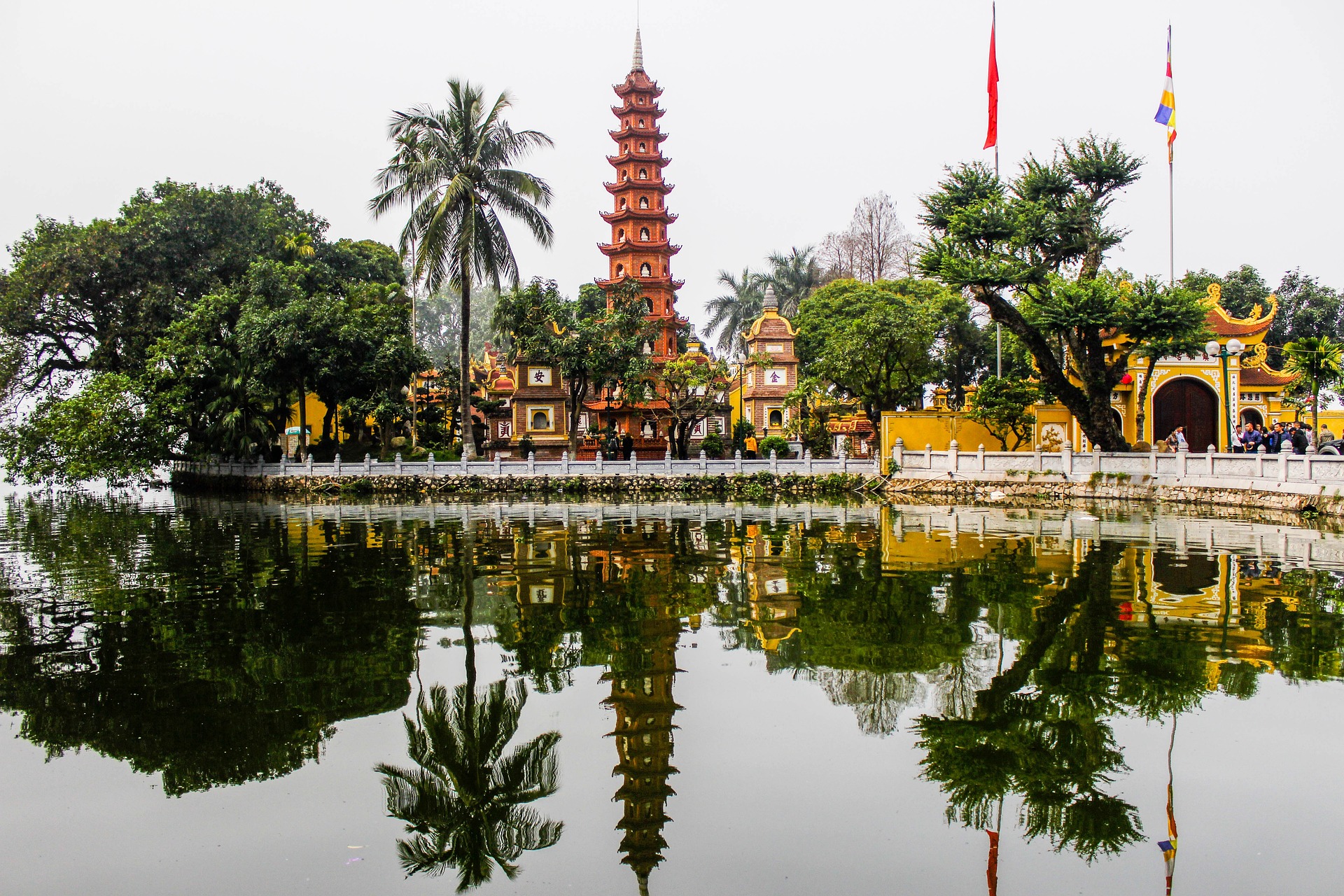 Aunque no es tan extensa ni bulliciosa como Ciudad Ho Chi Minh, Hanoi ofrece una numerosas actividades y atracciones