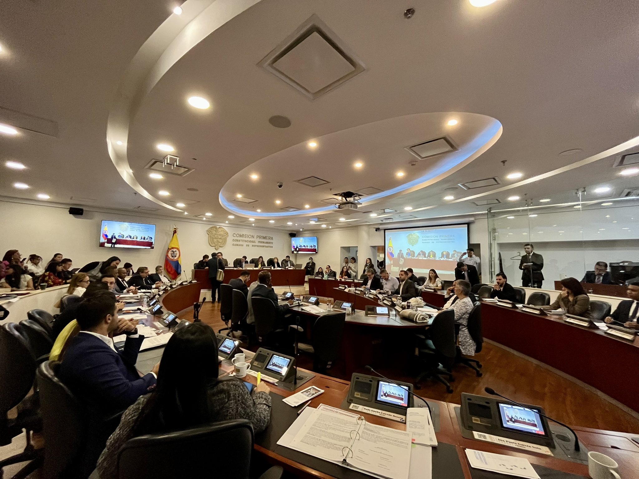 Proyecto contra “terapias de conversión” fue aprobado en primer debate en Cámara