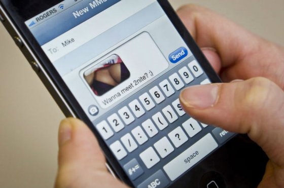Un centenar de alumnos provoca un escándalo de «sexting»