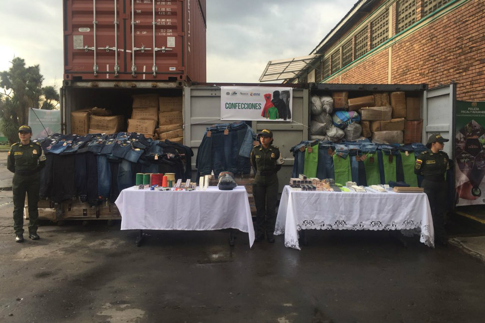 Gigantesco golpe al contrabando asiático en Bogotá
