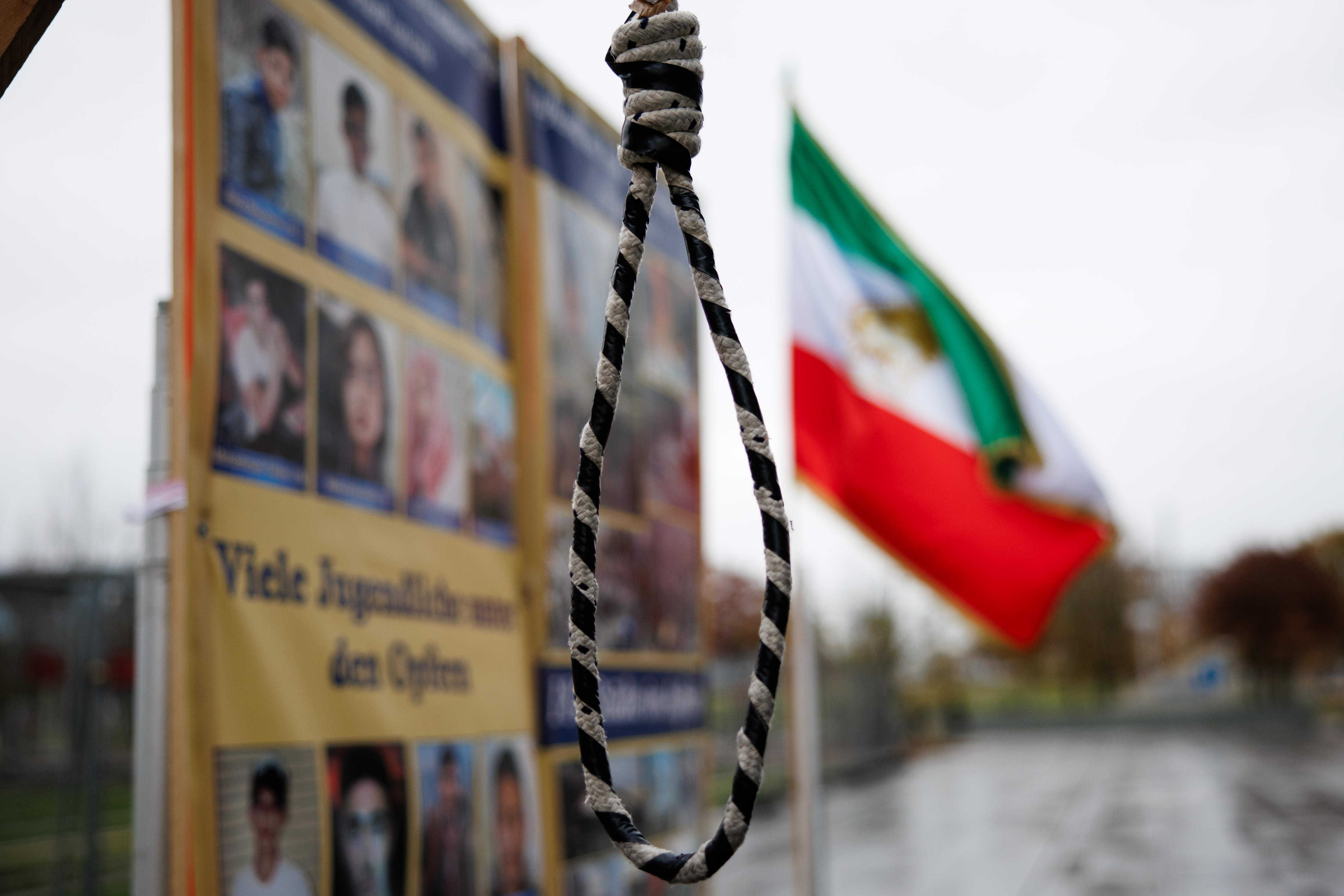 Irán ejecutó, al menos, a 841 personas este año, según denuncias de la ONU