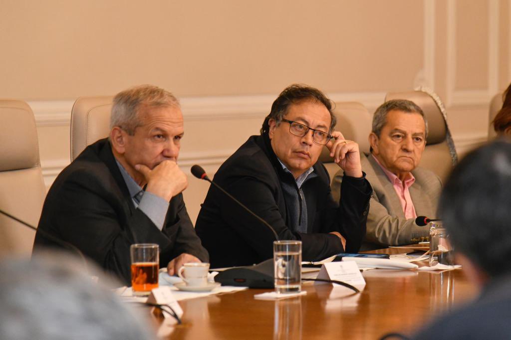 Petro aceptó la renuncia de Carlos Ramón González del DNI por caso UNGRD