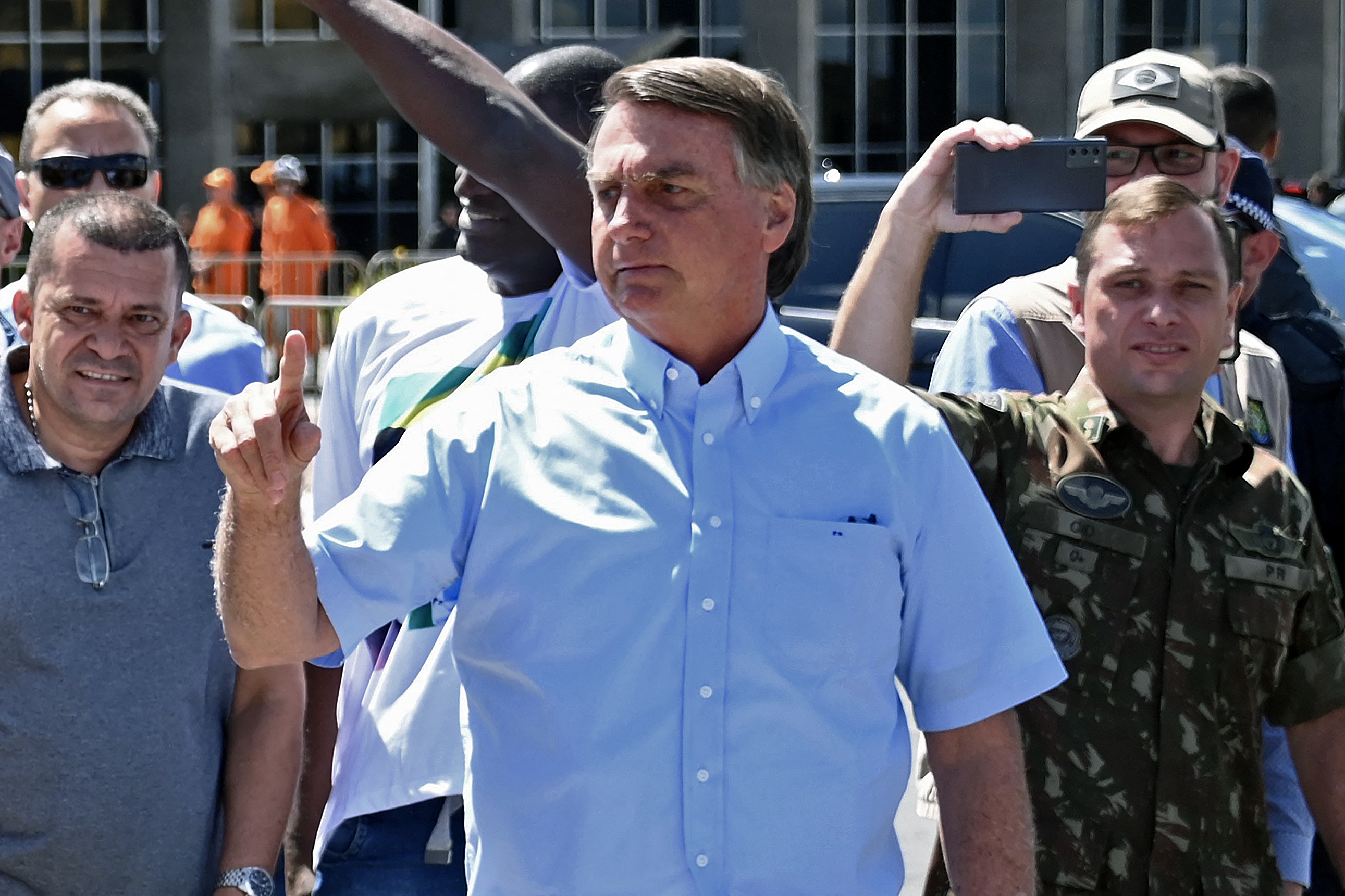 Hacker confesó que Bolsonaro le sugirió invadir el sistema electoral de Brasil